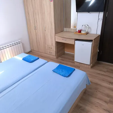 делфини Oda ve Kahvaltı *